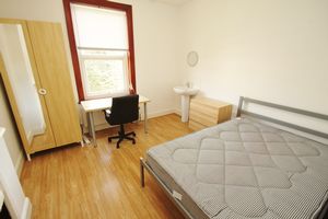 Photo 16- click for photo gallery